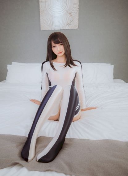 善良的女秘书的目的在线播放